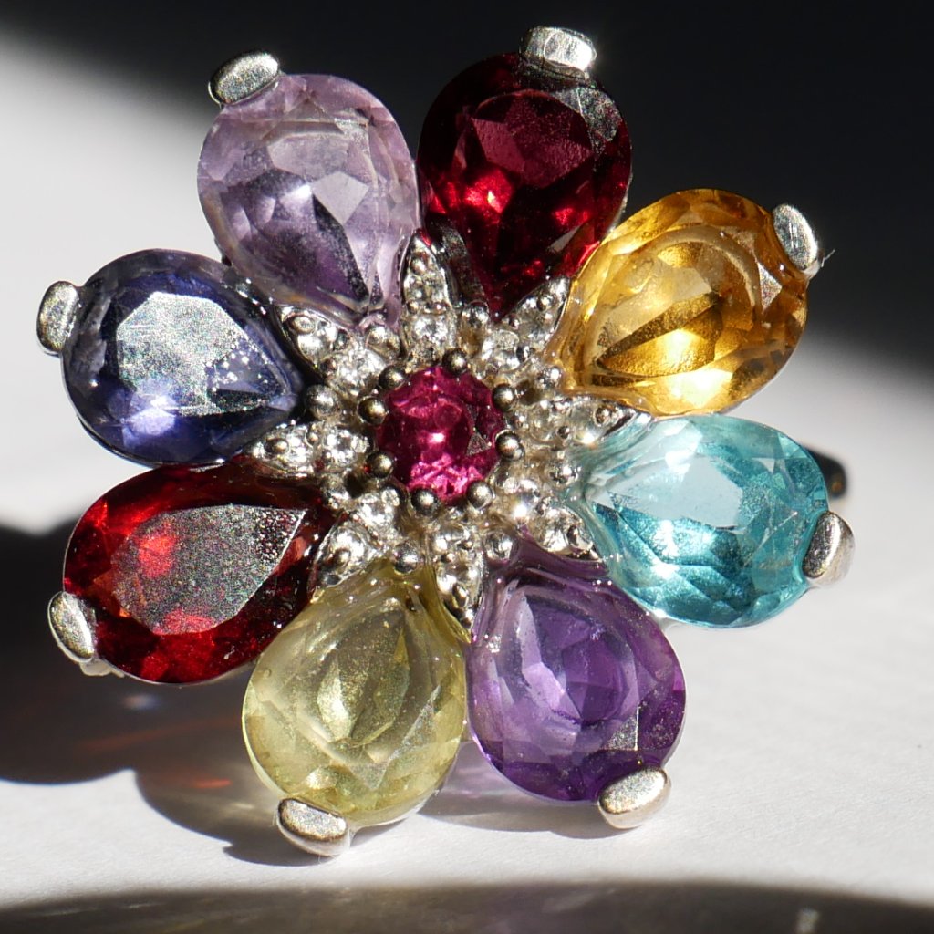 Real Gemstone Flower Ring - It Spins!!